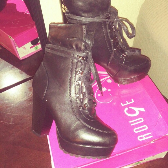 WEDGE BOOTS/BOOTIES - Picture 4 of 4