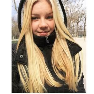 Meet your Posher, Veronica