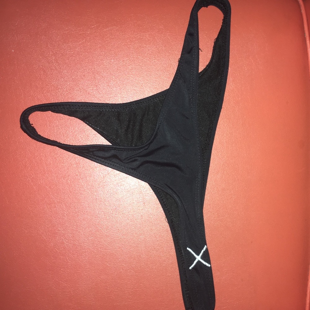 Boutine la bikini bottom