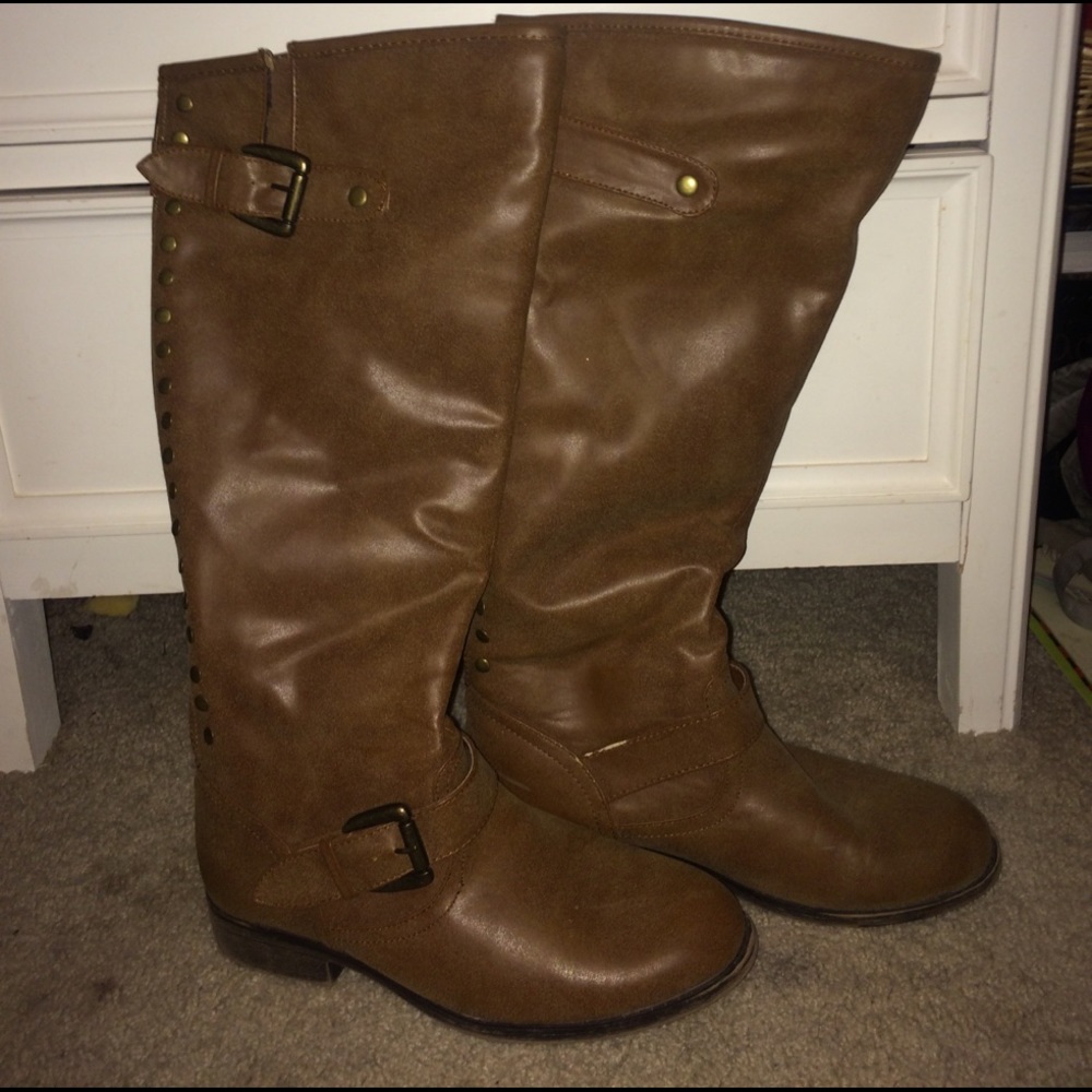 Knee high  (riding boots) only worn a few times