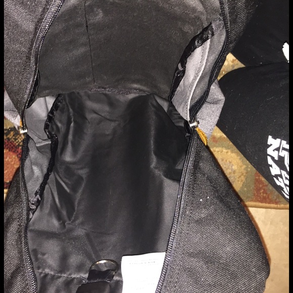 Nike backpack 🎒FOR SALE‼️ - Picture 5 of 7