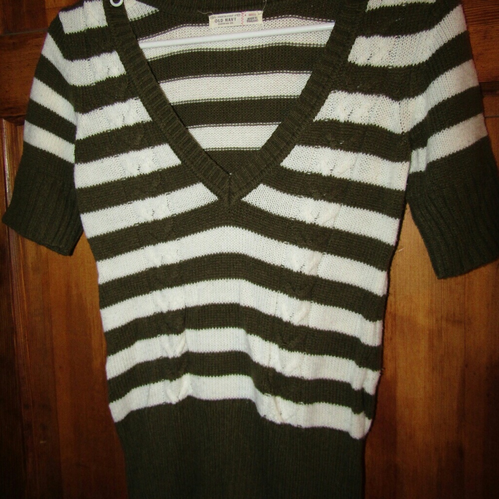 OLD NAVY Sweater