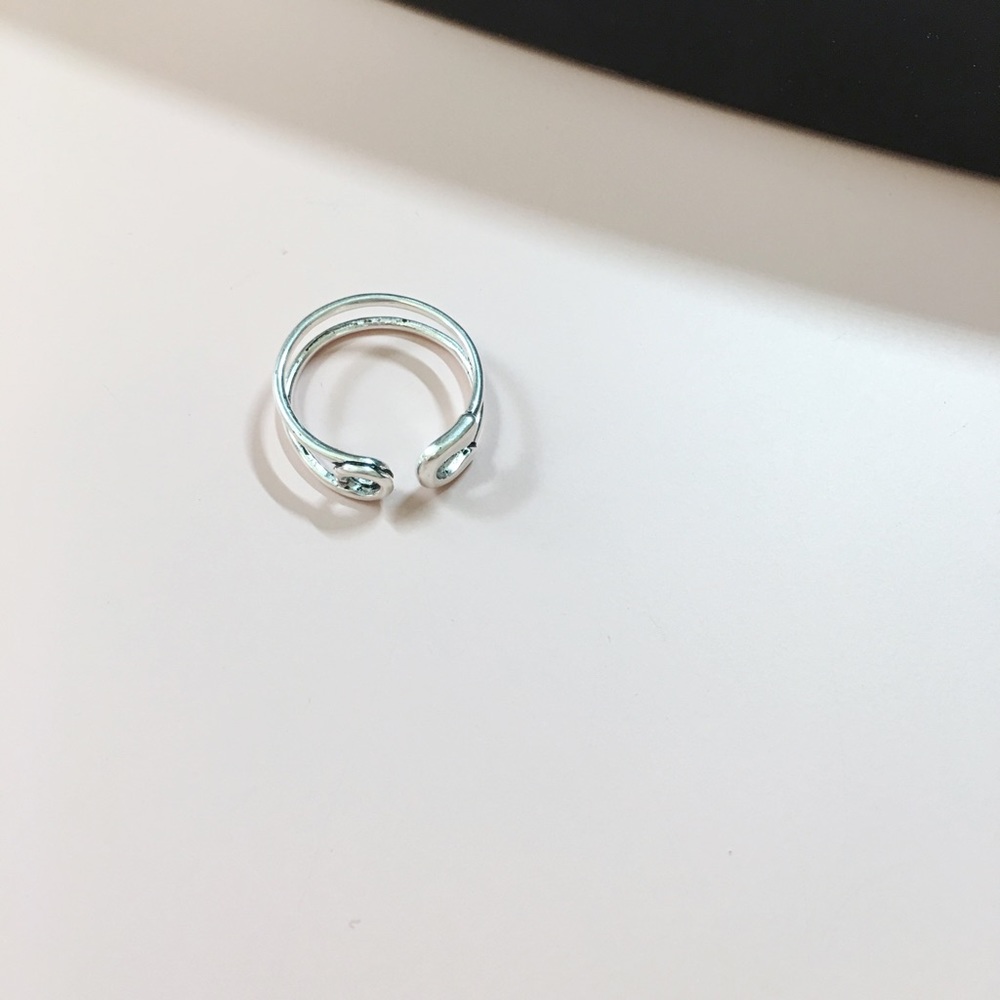 Paper clip ring - Picture 3 of 6
