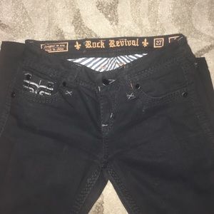 Rock revivals, size 27.