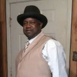 Meet your Posher, Lonnie