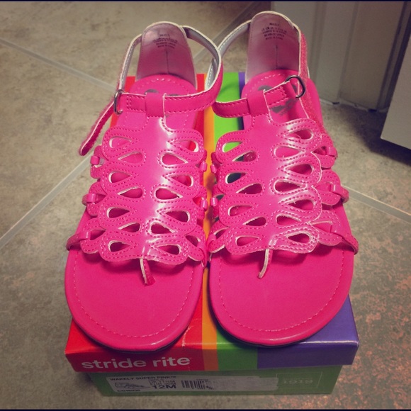 New Girls Stride Rite sandals - Picture 1 of 6
