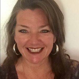 Meet your Posher, Cora