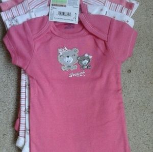 5 onesies with matching hats!! 3-6 months. NWT