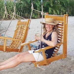 Meet your Posher, Shari