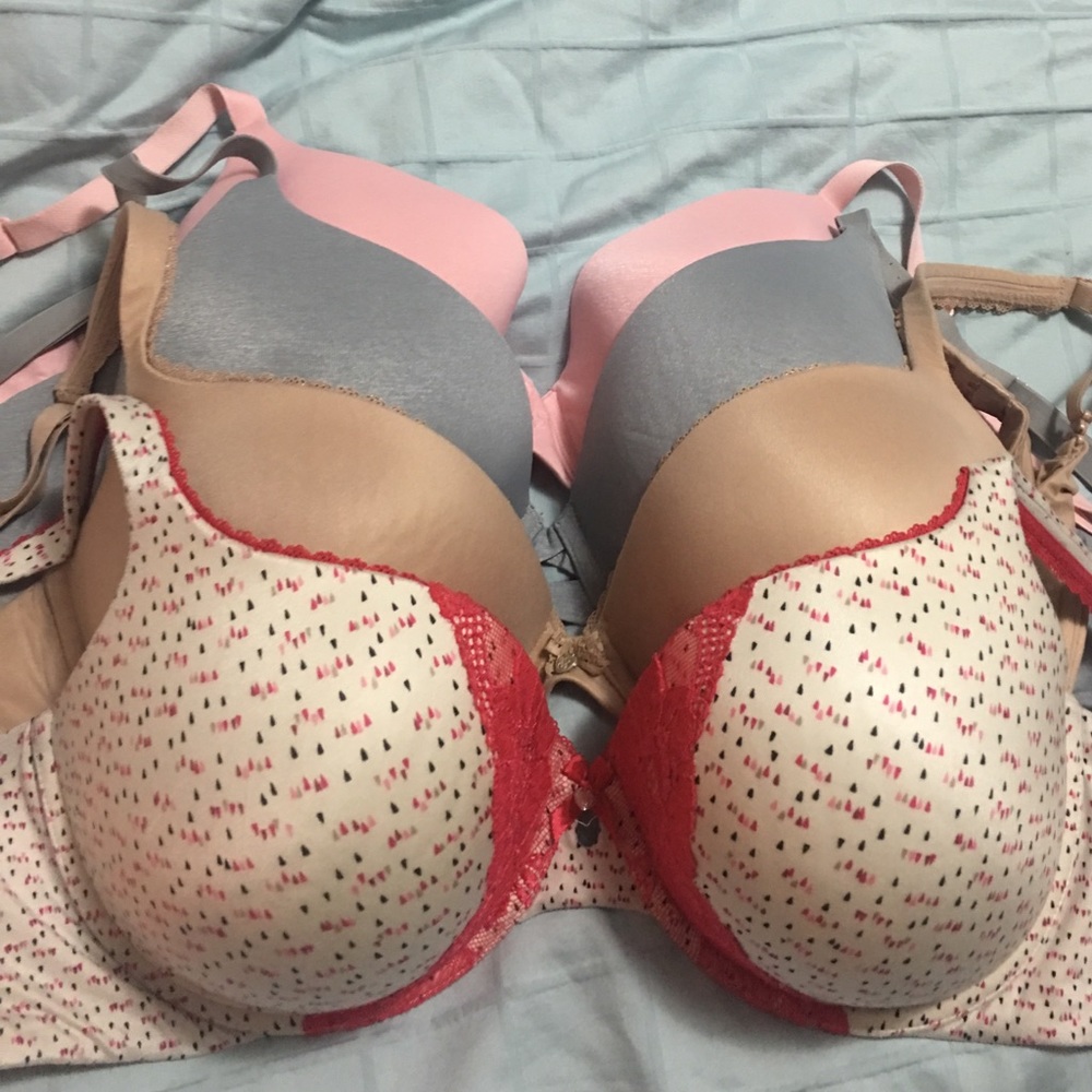 38DD Victoria secret bras push up