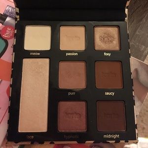 Maneater pallet