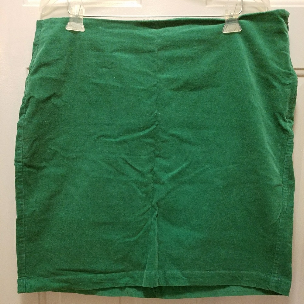 Old navy lightweight corduroy skirt