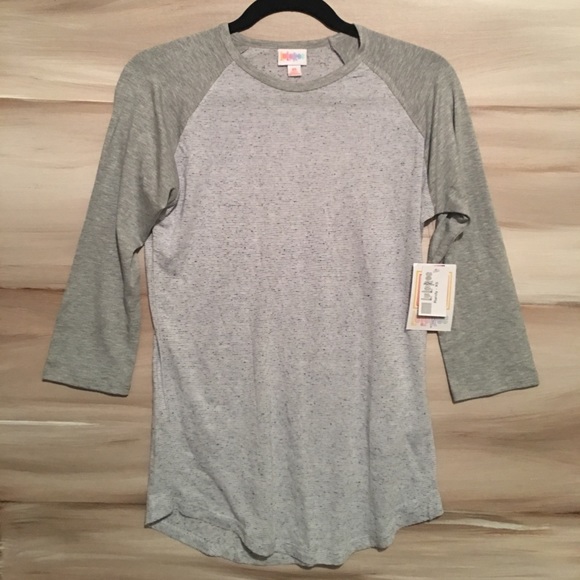 LuLaRoe Tops - Lularoe Randy Tee