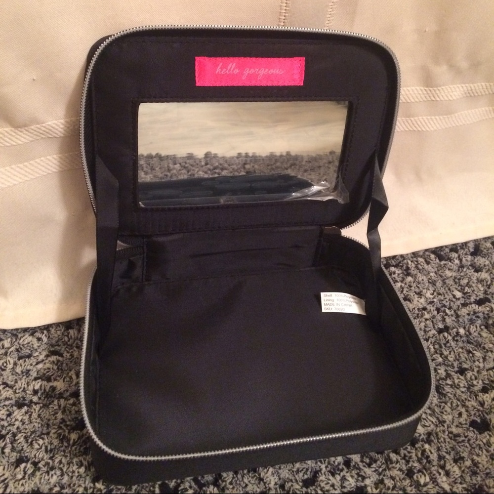 SOLD!! BareMinerals Cosmetic Case