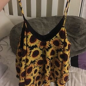 Floral flowy tank top size s Charlotte Russe