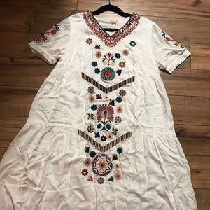 Embroidered midi dress