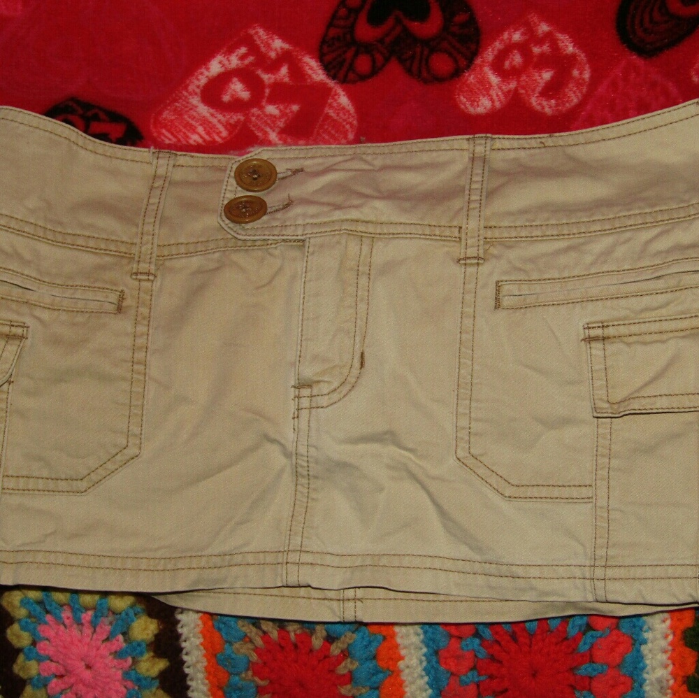 HOLLISTER MINI SKIRT