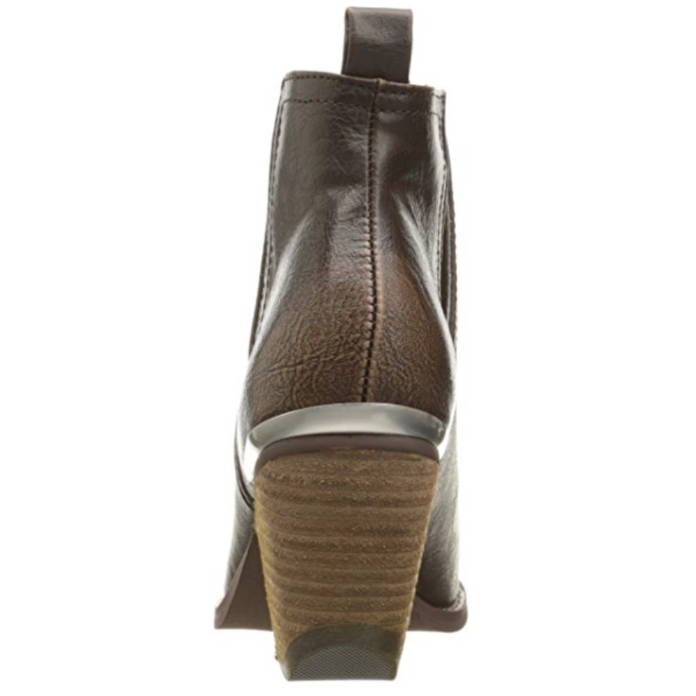 Taupe Distressed V Split Cut Out Booties - Picture 5 of 6