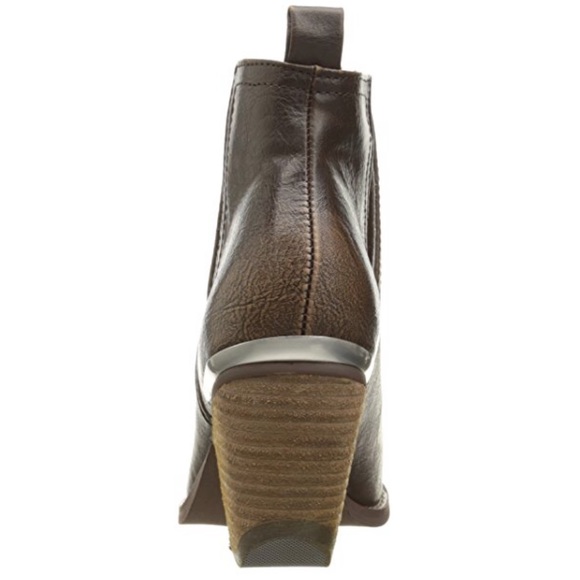 Taupe Distressed V Split Cut Out Booties - Picture 5 of 6