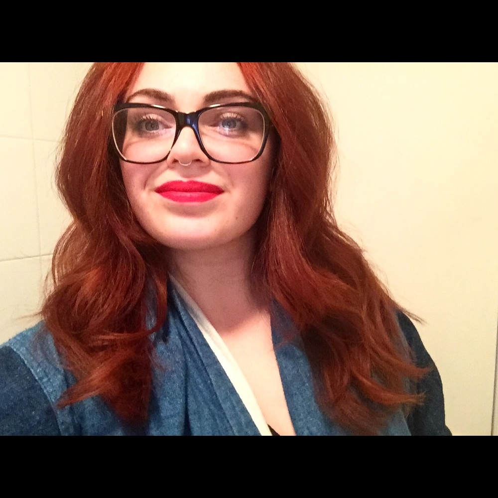 Meet your Posher, Crystal