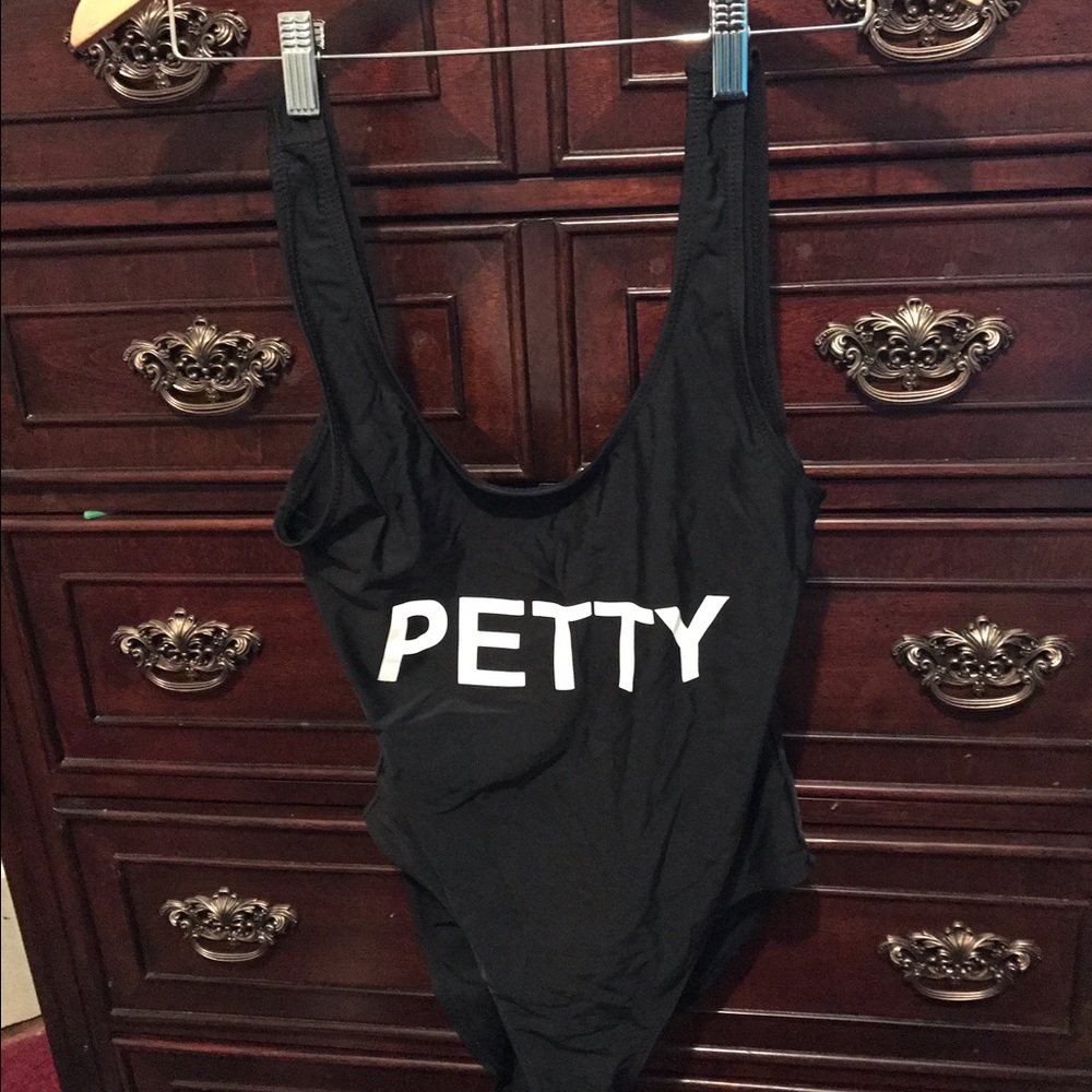 Swim suit