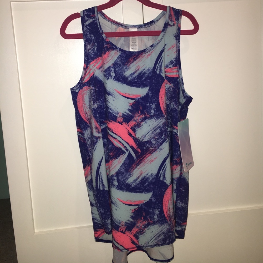 Ivviva tank NWT