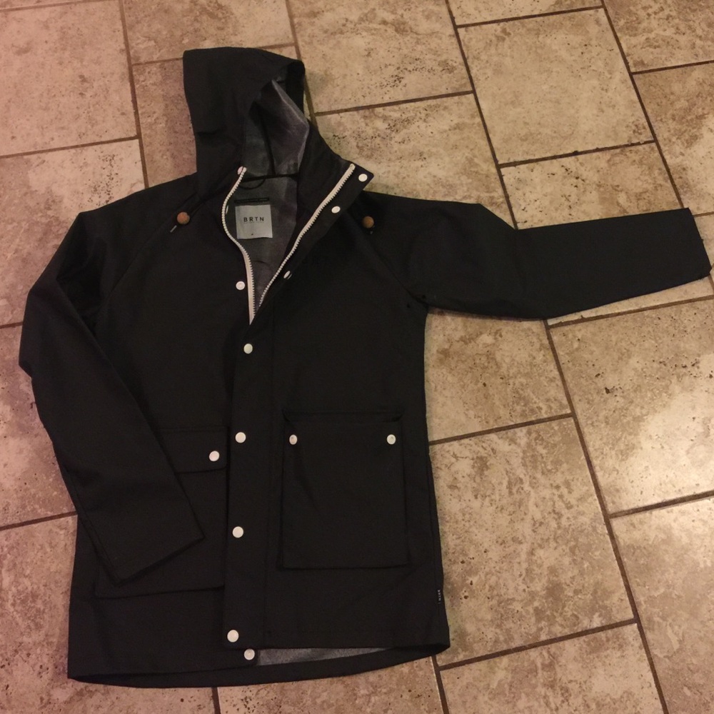 Women's Burton raincoat