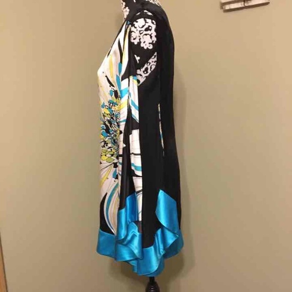 Stunning bebe dress with bead detail - Picture 2 of 8