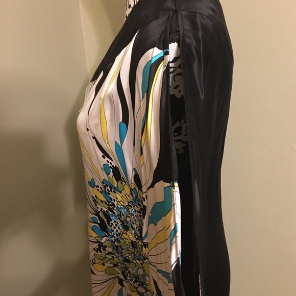 Stunning bebe dress with bead detail - Picture 5 of 8