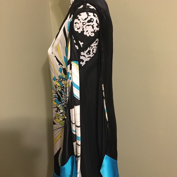 Stunning bebe dress with bead detail - Picture 6 of 8