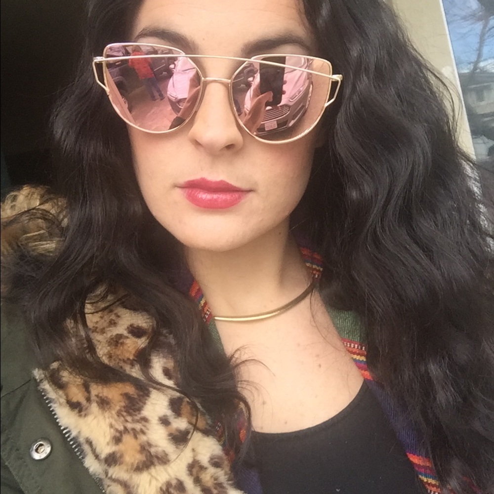 Meet your Posher, Shellsea