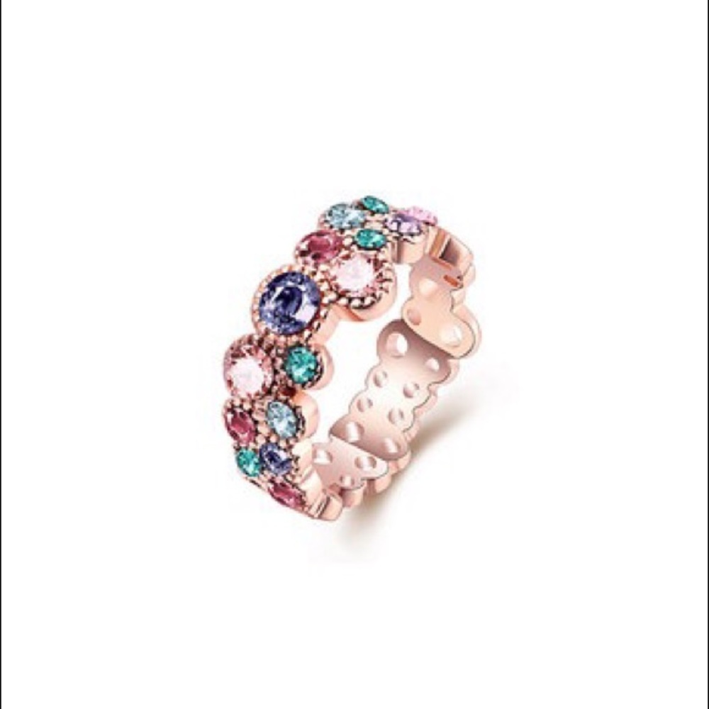 Rose gold ring with Swarovski crystals