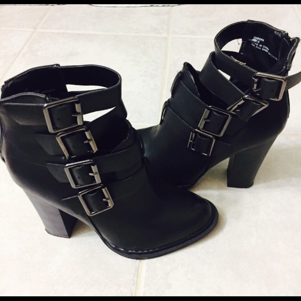 Just fab black boots