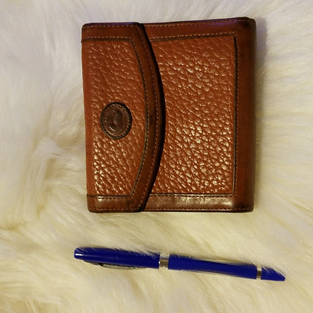 Dooney&Bourke wallet