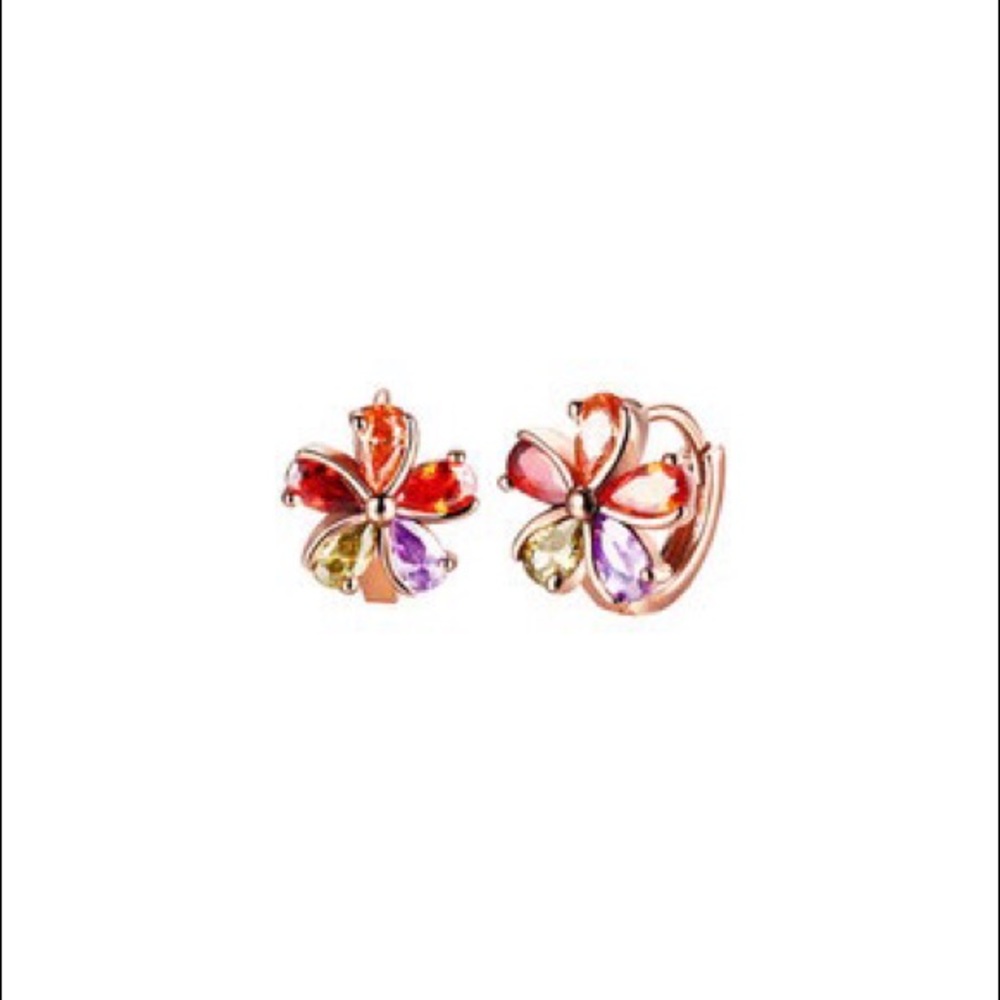 Rose gold flower earrings with Swarovski crystals
