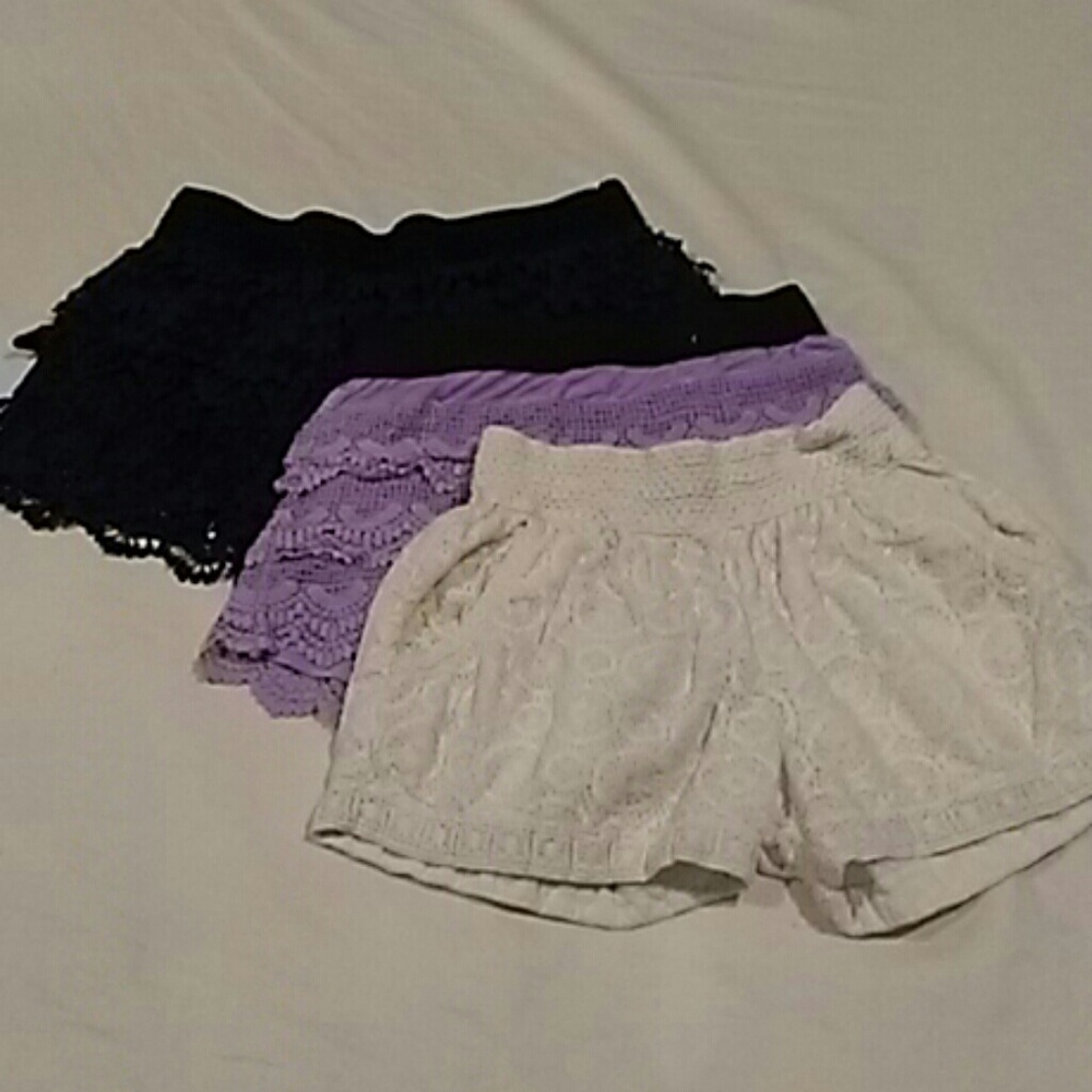 3 pairs of lace shorts