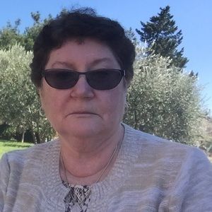 Meet your Posher, Elena