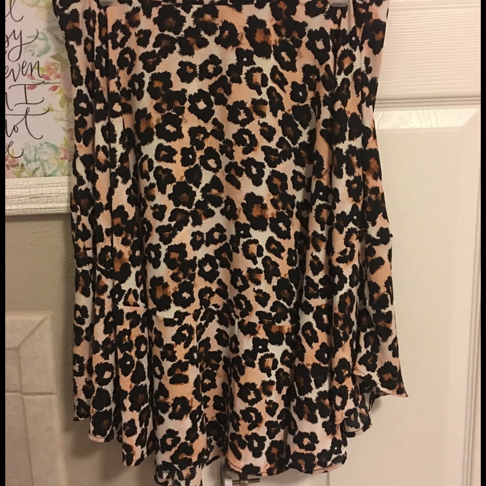 High waisted skirt