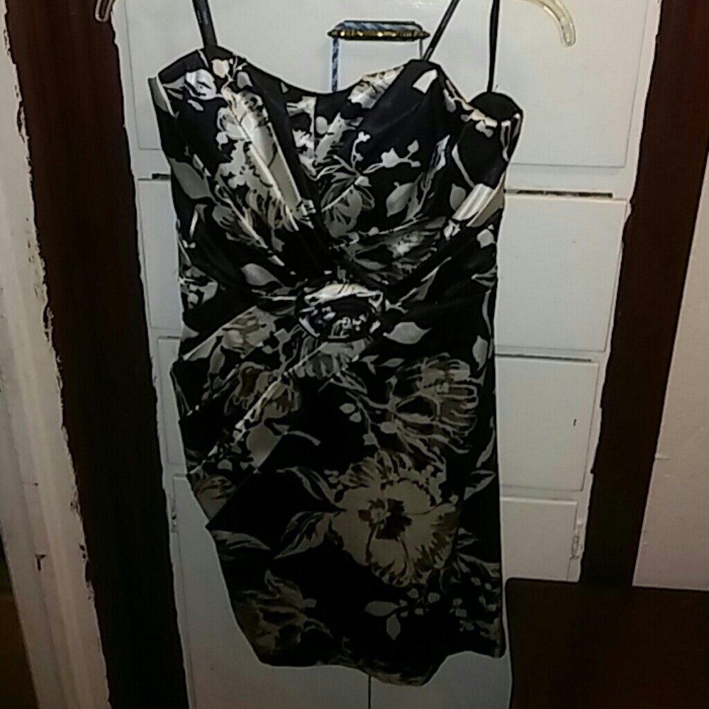 Black floral dress with side pockets