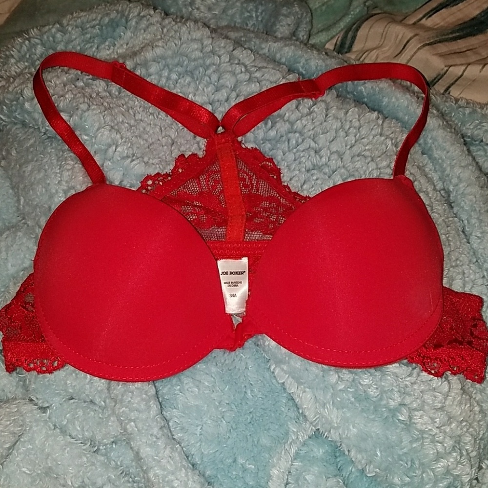 Cute red lace bra 34A