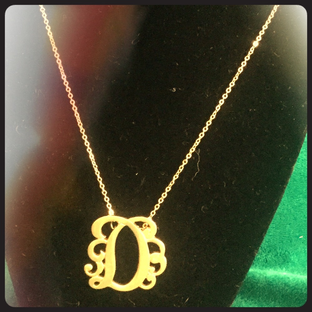 "D" initial necklace, Gold