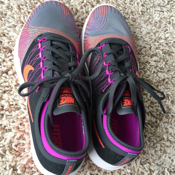 Nike Women's Flex Fitsole size 7 - Picture 5 of 7