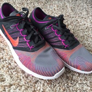 Nike Women's Flex Fitsole size 7