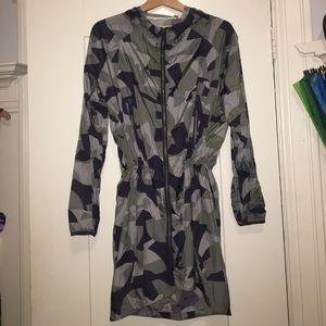 Theory Jackets & Coats - Theory 38 lightweight running jacket w hood Theory Jackets & Coats - Theory 38 lightweight running jacket w hood
