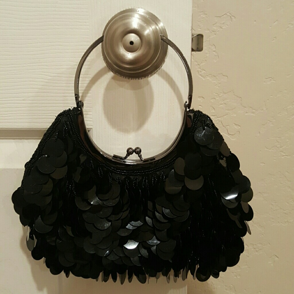 Purse - Picture 3 of 3