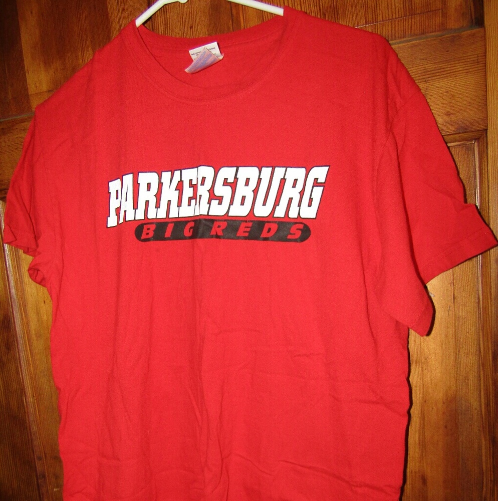 GILDAN PARKERSBURG,WV Shirt