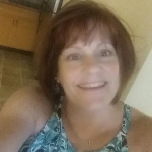 Meet your Posher, Debra