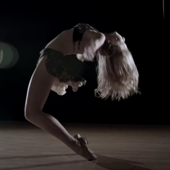 Meet your Posher, Dancing - Picture 1 of 1