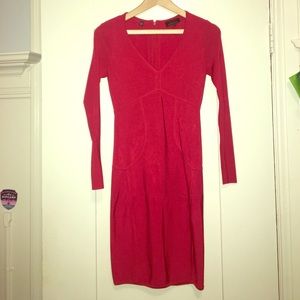 Ted Baker Dresses - Ted Baker body con dress, very flattering! Ted Baker Dresses - Ted Baker body con dress, very flattering!