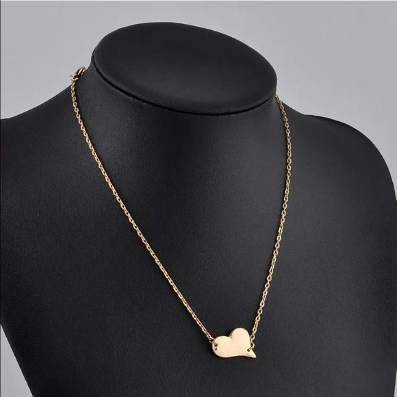 New✨ Heart Necklace ❤️✨ - Picture 3 of 4